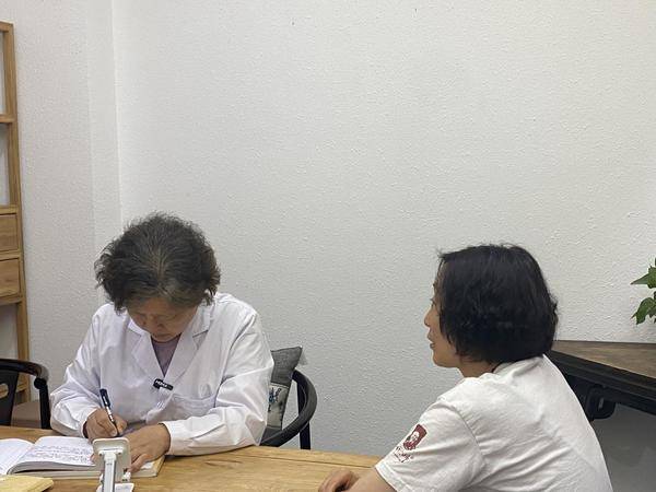 云太医杨小平教授：治疗肠息肉的诊断思路分享